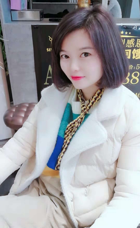 认真的雪的第一张照片--石家庄相亲服务中心