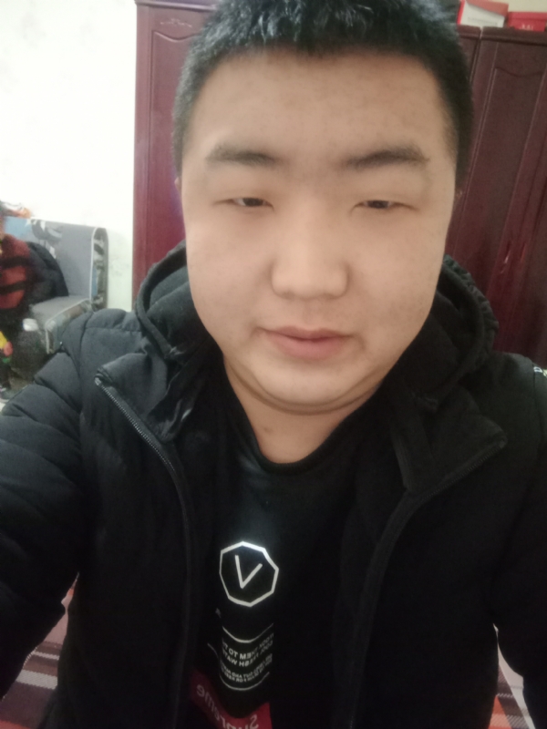 坦荡荡的第一张照片--石家庄相亲服务中心