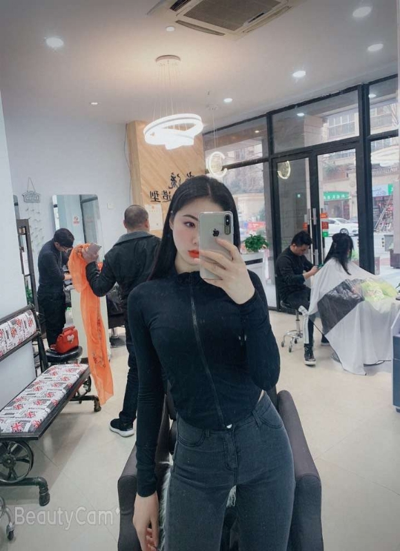 婷婷的第四张照片--石家庄相亲服务中心