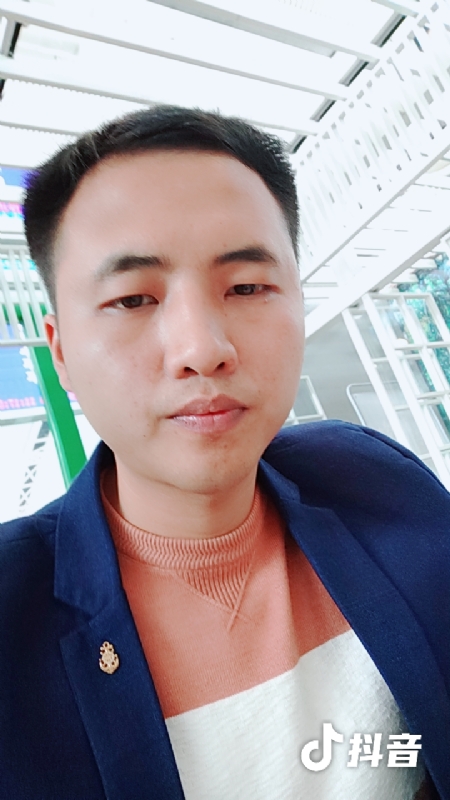 佳鑫的第一张照片--石家庄相亲服务中心