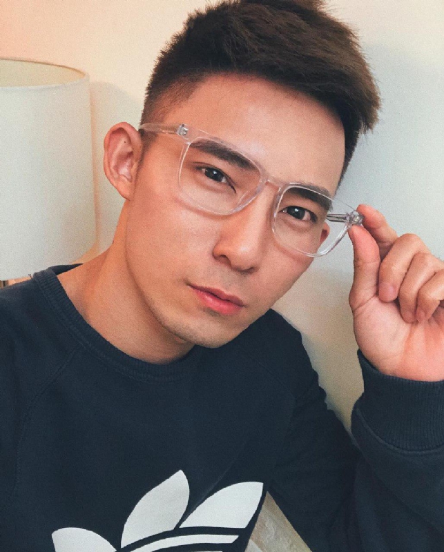 小伟的第一张照片--石家庄相亲服务中心