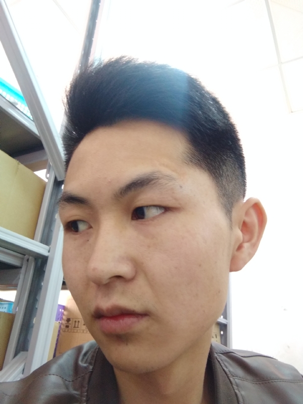 是咯是咯的第一张照片--石家庄相亲服务中心