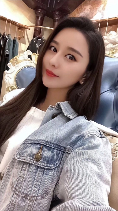李珊珊的第一张照片--石家庄相亲服务中心