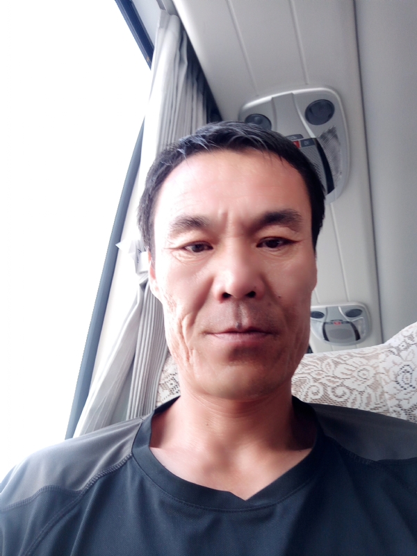 真心诚意的第一张照片--石家庄相亲服务中心