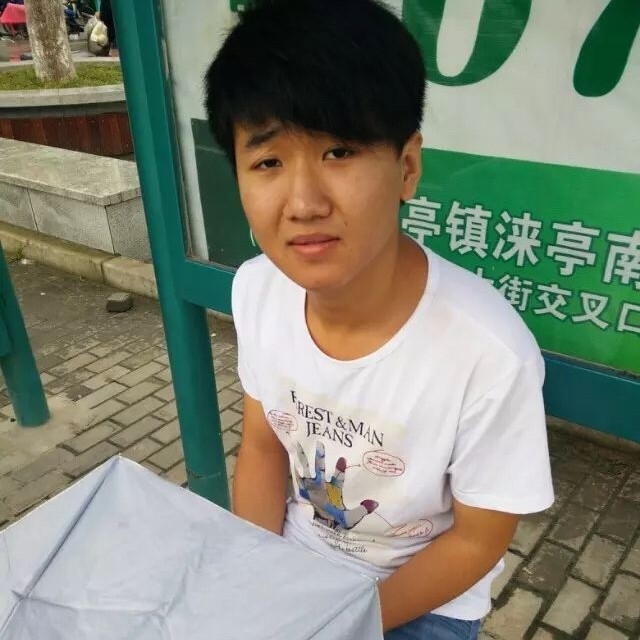小丁的第一张照片--石家庄相亲服务中心