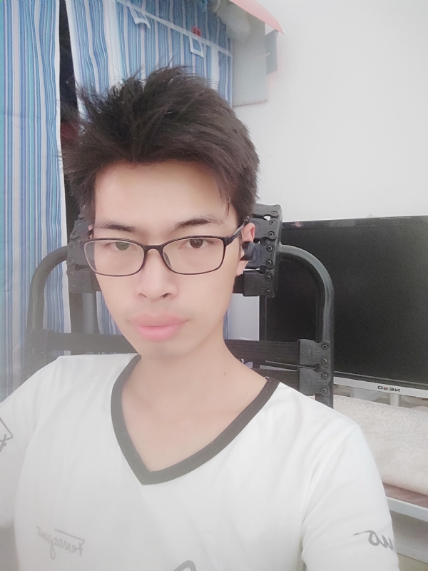 木头人的第一张照片--石家庄相亲服务中心