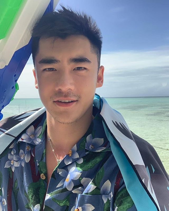 似风沙的第一张照片--石家庄相亲服务中心