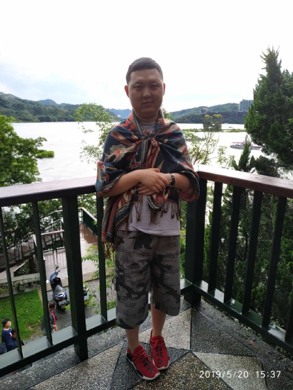 爱情里的俩个人的第一张照片--石家庄相亲服务中心