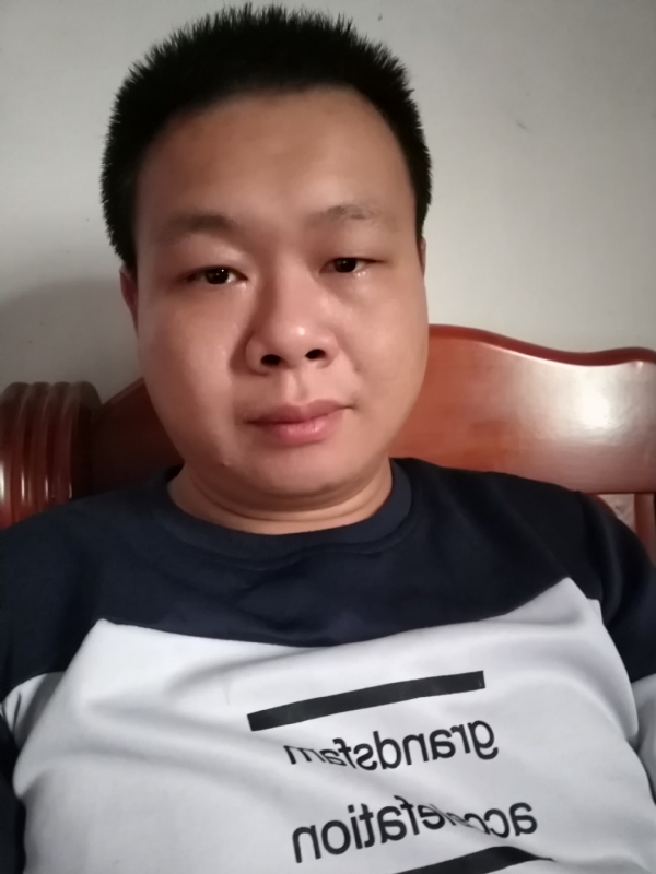 飞的第一张照片--石家庄相亲服务中心