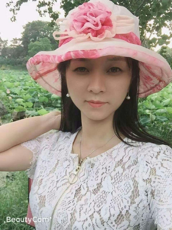 小青菜的第一张照片--石家庄相亲服务中心
