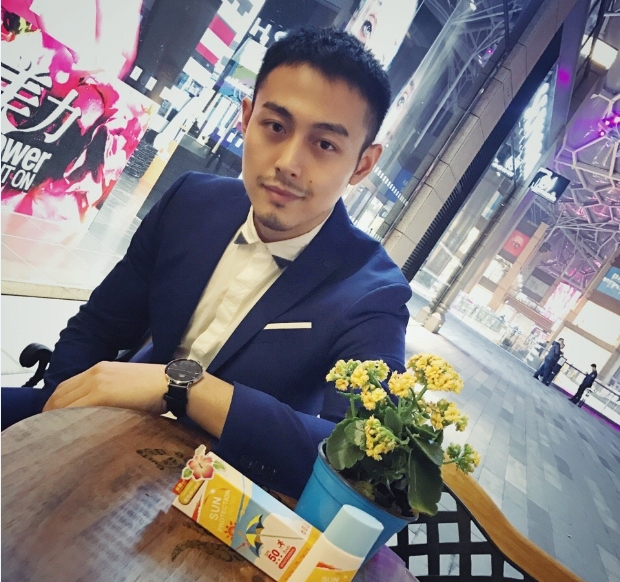 wenze的第一张照片--石家庄相亲服务中心