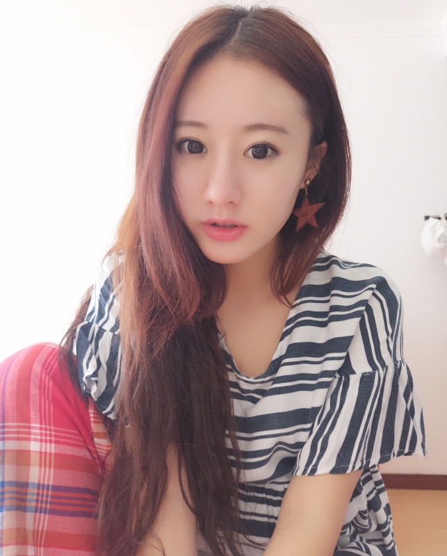 妮妮的第二张照片--石家庄相亲服务中心