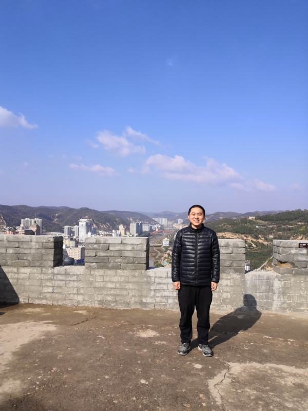 人间不值得的第一张照片--石家庄相亲服务中心