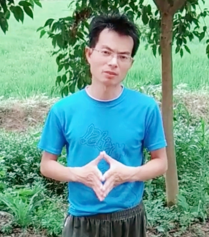 吴先生的第二张照片--石家庄相亲服务中心