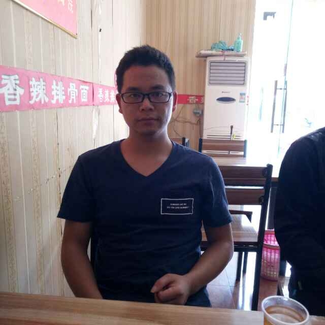 会哭的星星的第一张照片--石家庄相亲服务中心