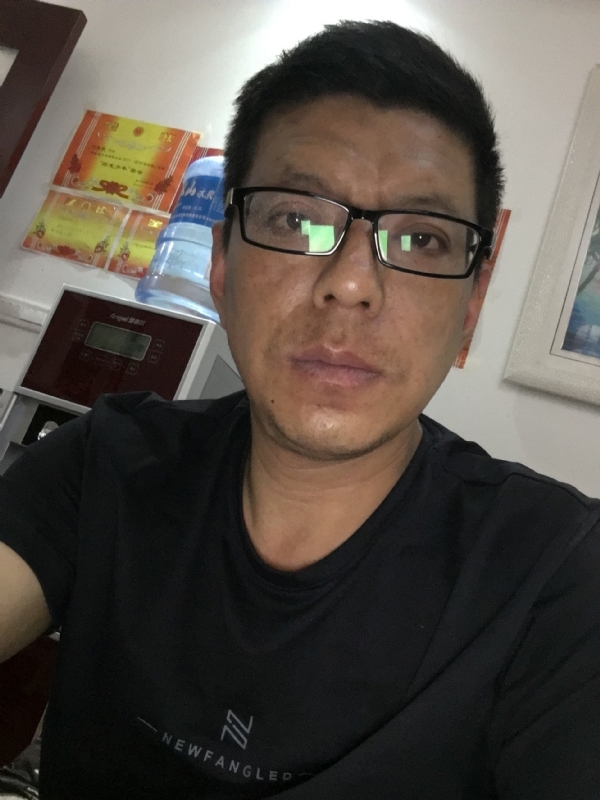 牵手的第三张照片--石家庄相亲服务中心