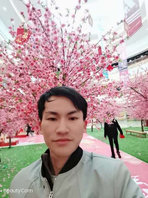 单身一人的第二张照片--石家庄相亲服务中心