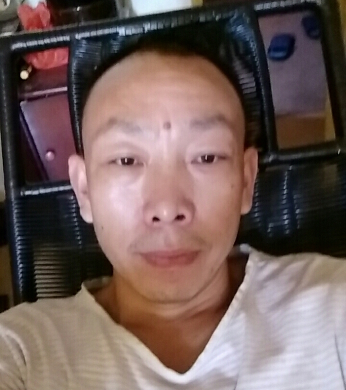 寻爱的第一张照片--石家庄相亲服务中心