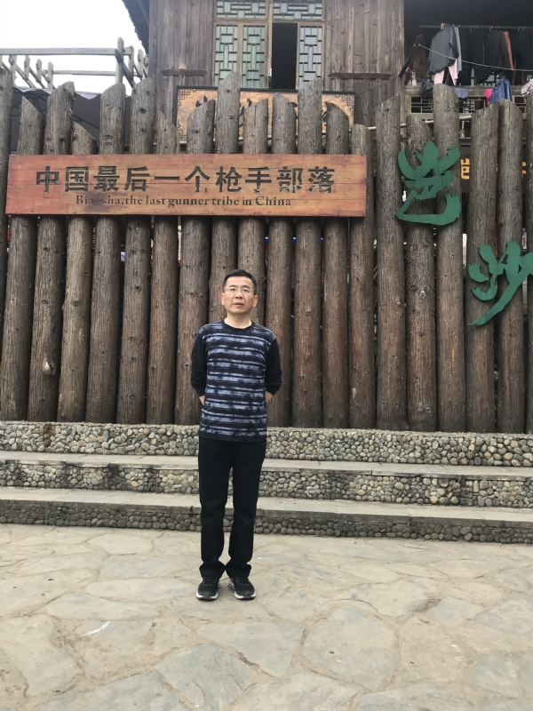 屯里的富豪的第一张照片--石家庄相亲服务中心