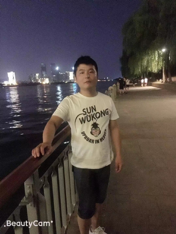 古月的第一张照片--石家庄相亲服务中心