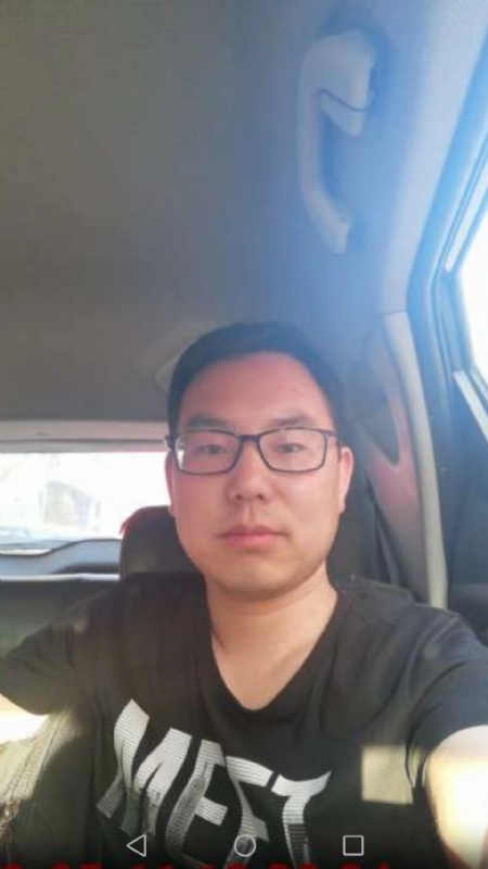 小哥的第一张照片--石家庄相亲服务中心