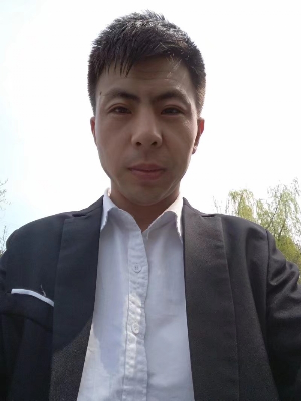 许以飞翔的第一张照片--石家庄相亲服务中心