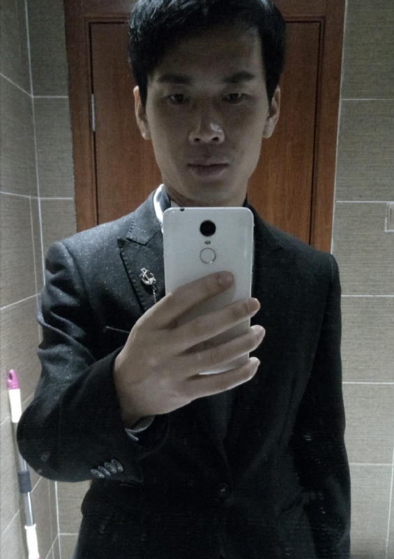 程先生的第一张照片--石家庄相亲服务中心