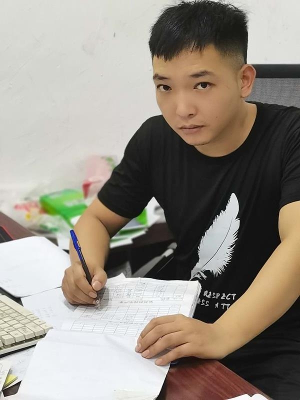 寻找另一伴的第一张照片--石家庄相亲服务中心