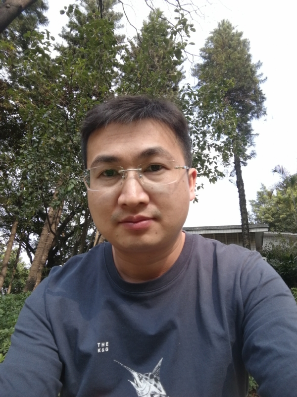 不如随风的第二张照片--石家庄相亲服务中心
