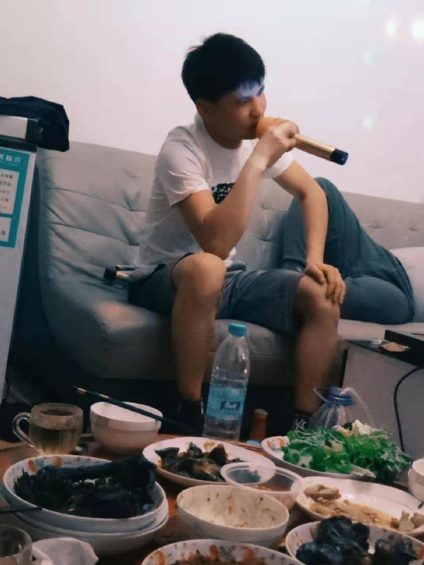 秦成龙的第一张照片--石家庄相亲服务中心