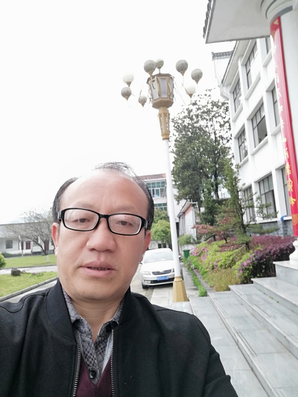 玫瑰祥云的第二张照片--石家庄相亲服务中心