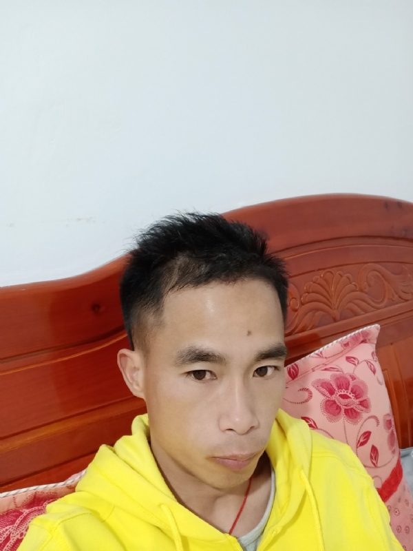 小biu崽的第一张照片--石家庄相亲服务中心