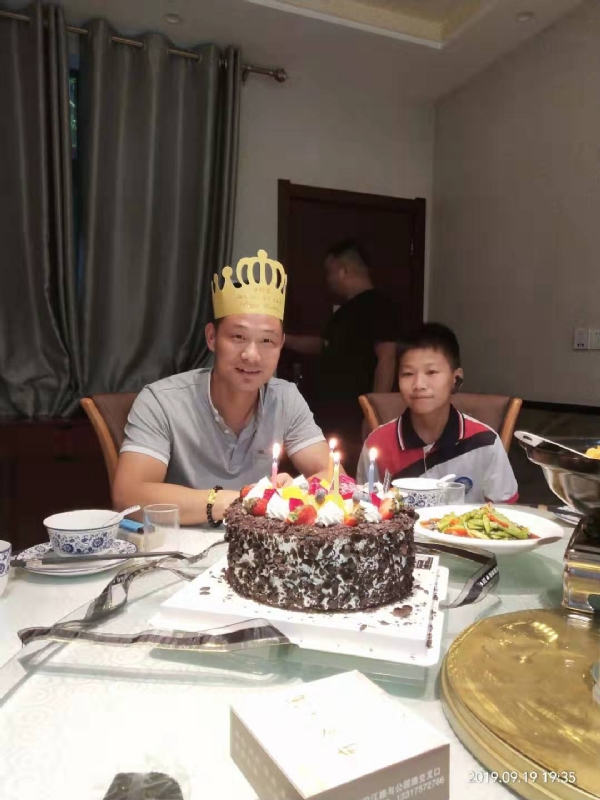孤独的狼的第一张照片--石家庄相亲服务中心