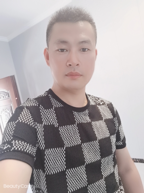 快乐无罪的第一张照片--石家庄相亲服务中心