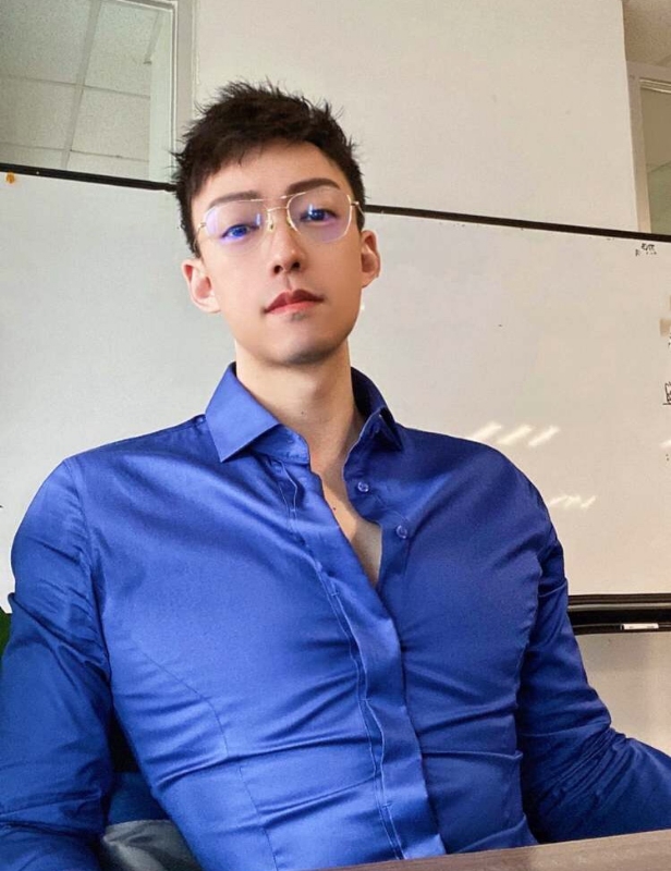 黎明的梦的第一张照片--石家庄相亲服务中心