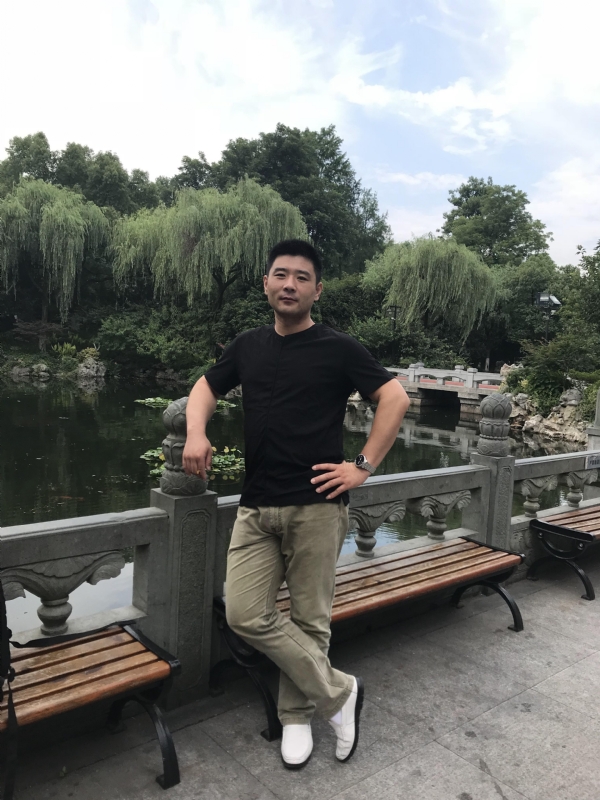 未来可期的第一张照片--石家庄相亲服务中心