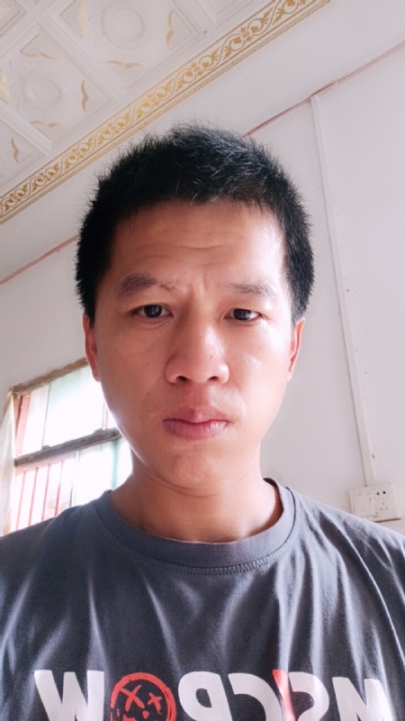 人都再努力的第一张照片--石家庄相亲服务中心