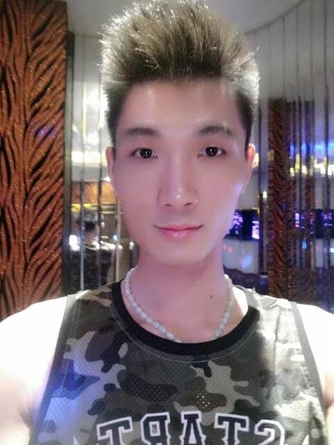 人生如戏的第一张照片--石家庄相亲服务中心