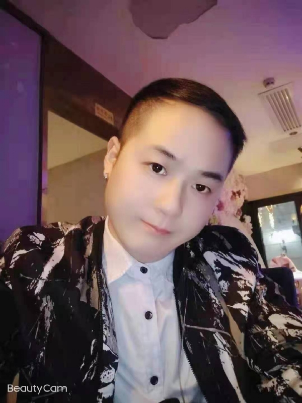 放弃一切，从头再来的第一张照片--石家庄相亲服务中心