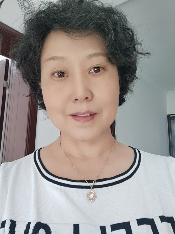 甜果的第一张照片--石家庄相亲服务中心