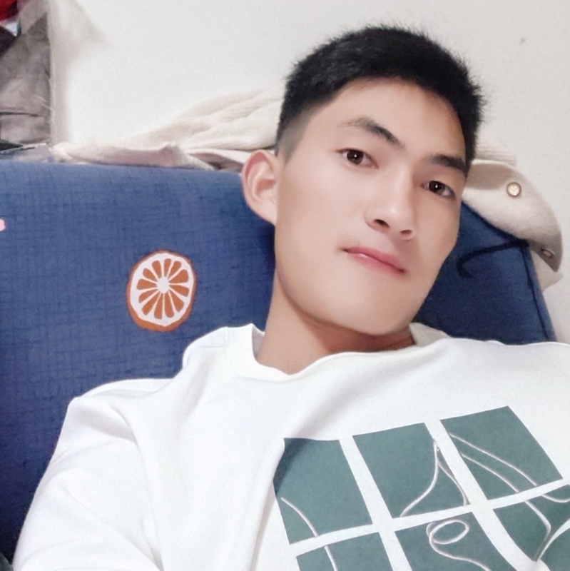 小袁的第一张照片--石家庄相亲服务中心