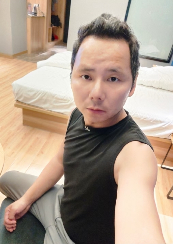 爱远的要命的第一张照片--石家庄相亲服务中心
