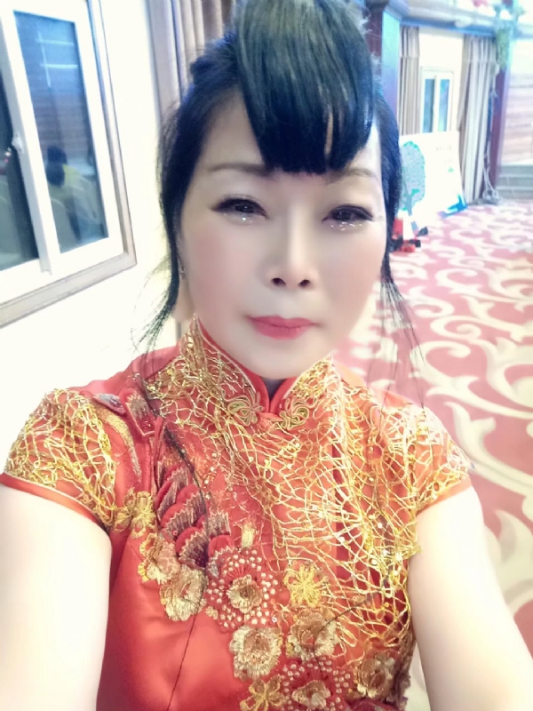 冰雪的第一张照片--石家庄相亲服务中心