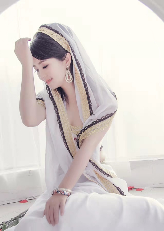 yaoyao的第三张照片--石家庄相亲服务中心