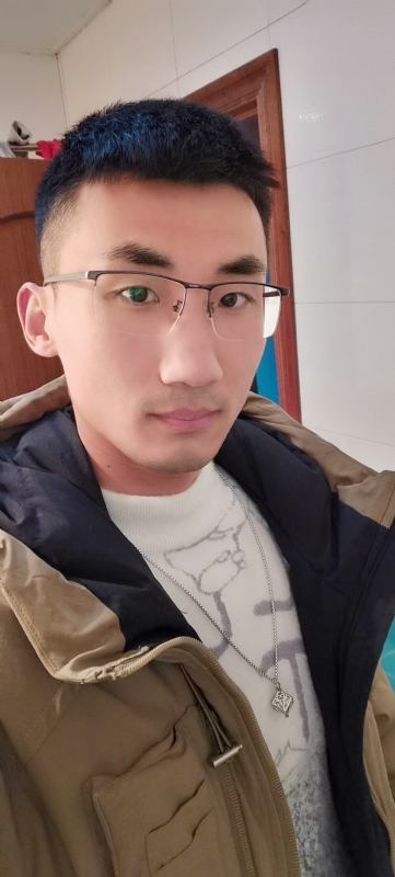 闯红灯吐泡泡的第二张照片--石家庄相亲服务中心