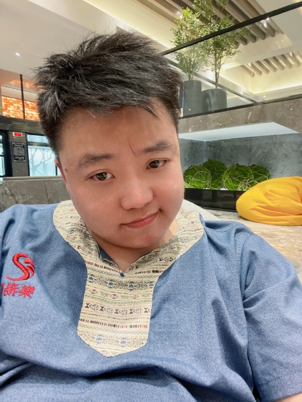 小恶魔的第一张照片--石家庄相亲服务中心