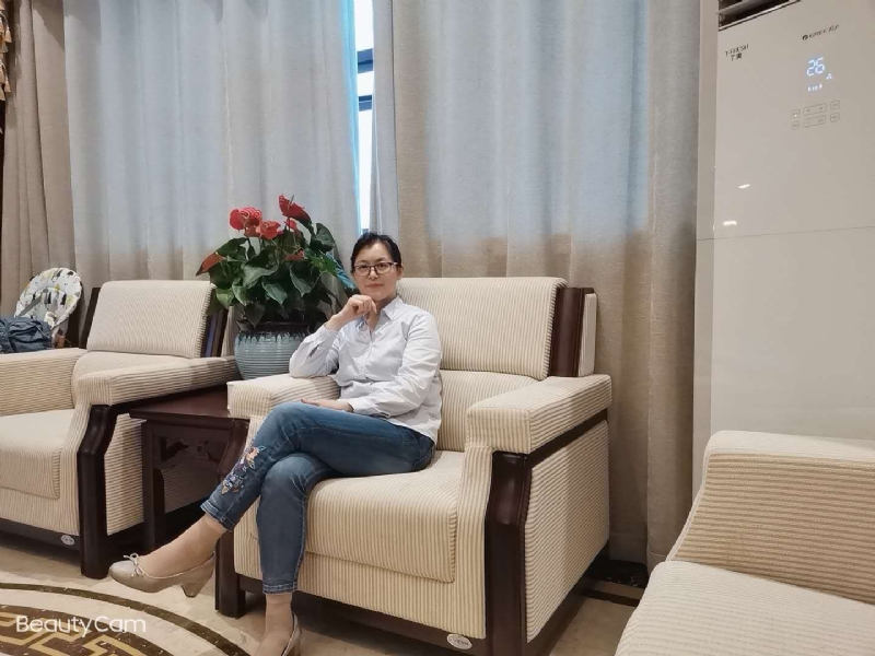 秋水伊人的第一张照片--石家庄相亲服务中心