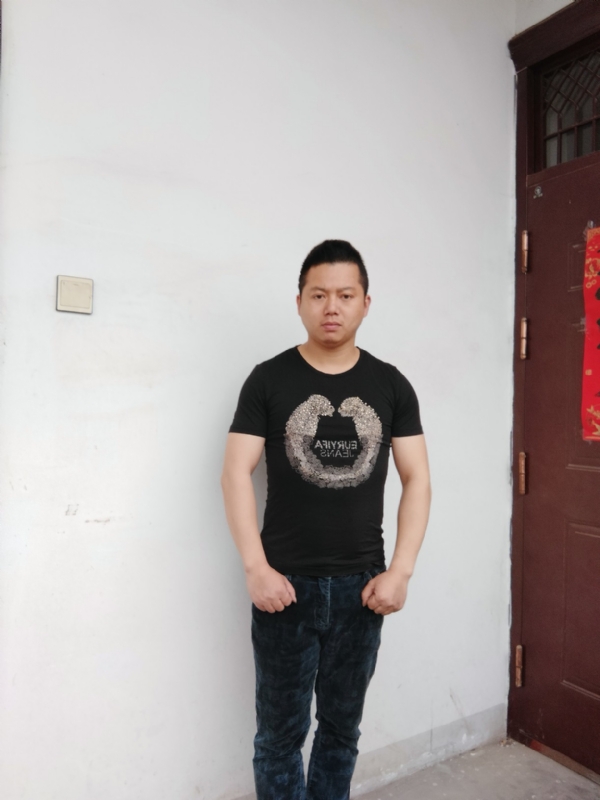 萧萧的第一张照片--石家庄相亲服务中心