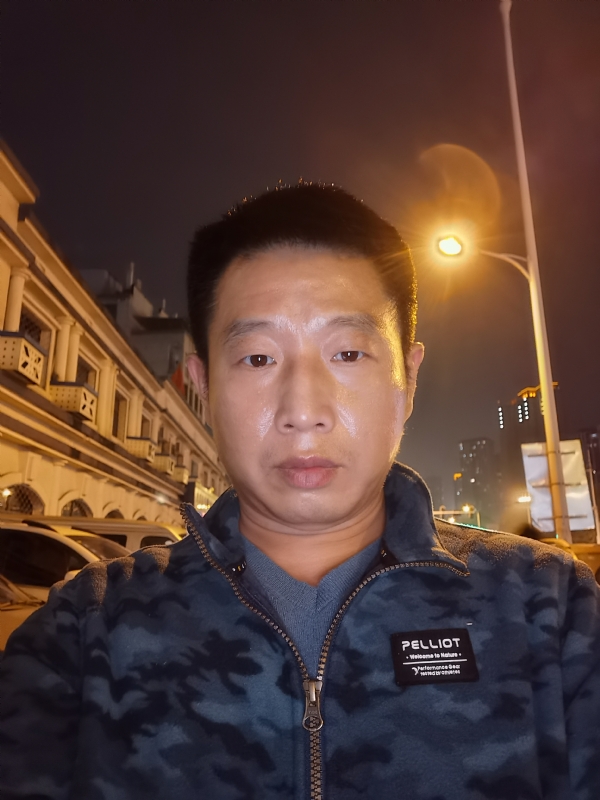 偷偷说的第一张照片--石家庄相亲服务中心