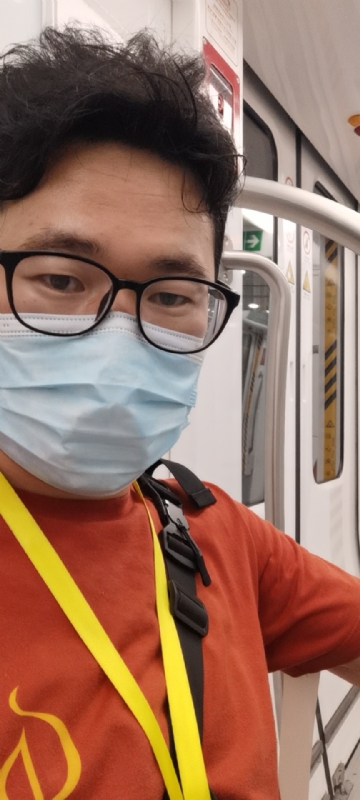 鲮的第三张照片--石家庄相亲服务中心